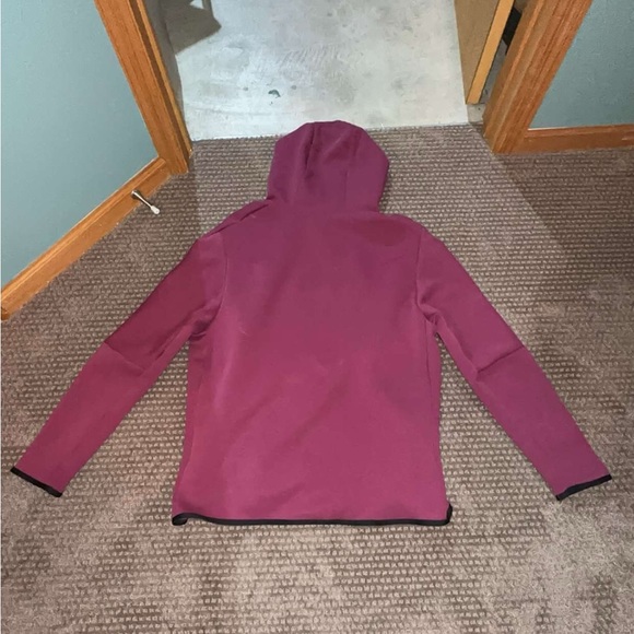 maroon, extra large, Nike tech, limited edition - Picture 2 of 2